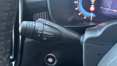 Volvo XC40 2.0 B4P Plus Dark 5dr Auto Petrol Estate